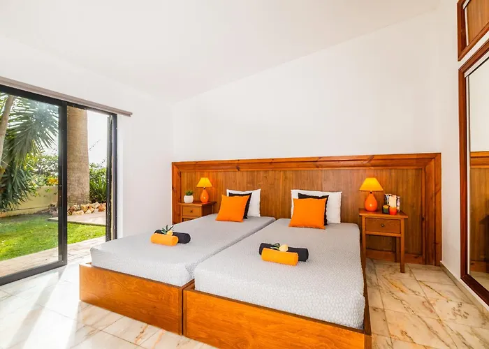 Villa Bantayan By Algarve Vacation